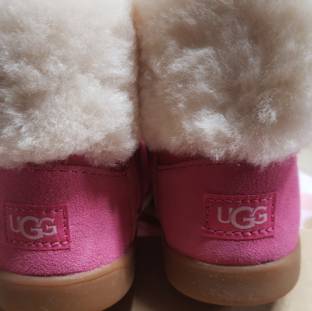 NIB UGG RAMONA TODDLER (AUTHENTIC) SHEEPSKIN BOOTS SIZE 7 PINK 💖 ADORABLE 🎀 - Picture 11 of 14